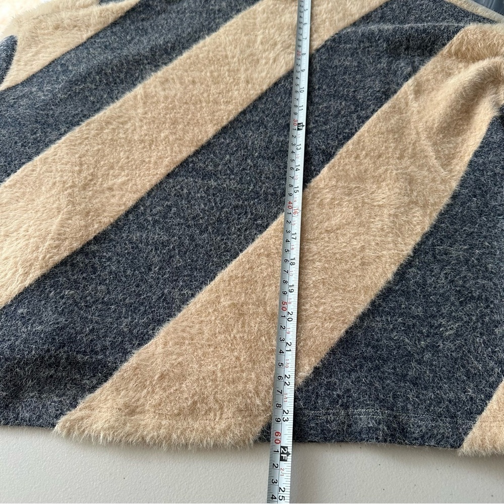 Anthropologie Maeve Mock Neck Cropped Diagonal Gray Striped Sweater - Picture 7 of 8